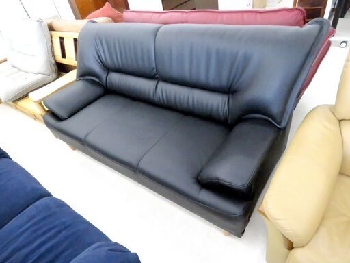 北海道 千歳市/恵庭市 近郊配送 3Pソファ レザー ブラック 店頭でのお受け渡し大歓迎
