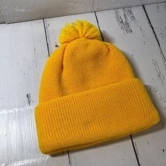 未使用 子供用 黄色い ポンポン アクリルニット帽