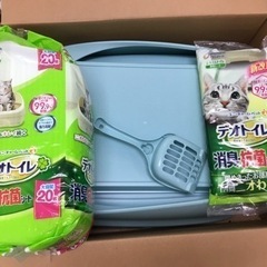 【未使用品】ペットトイレ　ペットシーツ　猫砂　猫トイレ