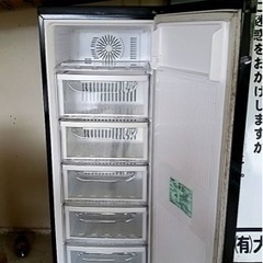MITSUBISHI 冷凍庫　ワンドア　6段