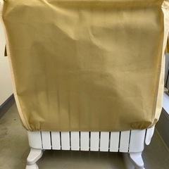 【美品】デロンギ　オイルヒーター