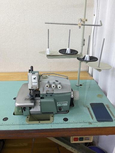 PEGASUS　ペガサス　L-52-01　業務用ミシン　ロックミシン PEGASUS ペガサス L-52-01 業務用ミシン ロックミシン 工業用ミシン