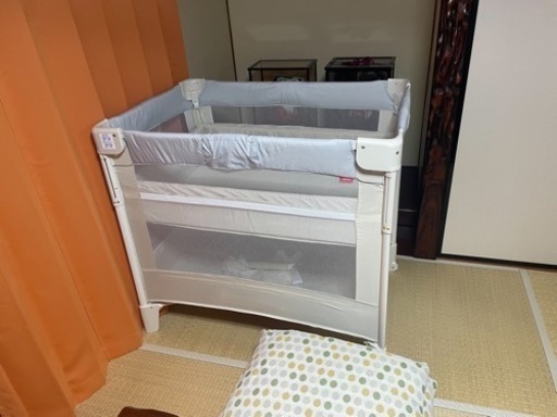アップリカ ココネル エアー AB ホワイトグレー