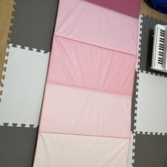 【終了】IKEA トレーニングマット/プレイマット　ピンク
