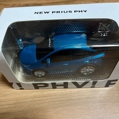 トヨタ　プリウスPHV プルバックカー