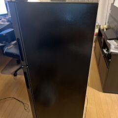 【中古品】MAXZEN 冷蔵庫 小型 2ドア 138L コンパク...