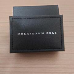 MONSIEUR NICOLEラペルピン