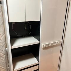 引き取りに来てくれる方限定】美品ワードローブ 大容量