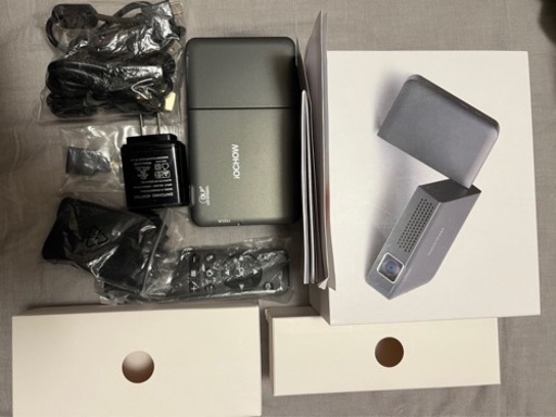 2台でこの価格 中古 iOCHOW IO2とiOCHOW IO4 ミニプロジェクター