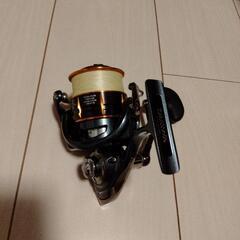 DAIWA　FREAMS 3012H スピニングリール　釣り　リール