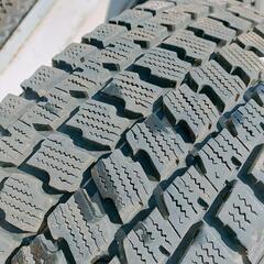 ☆17インチアルミホイール付きスタッドレスタイヤ225/65R17