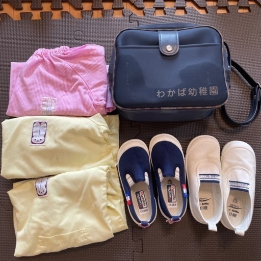 若葉幼稚園(箕面市)女の子110 ※2/20まで出品未確定