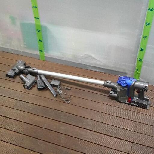 0121-002 Dyson 掃除機