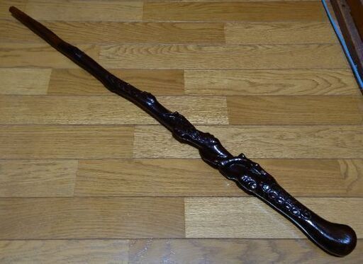 木彫りの杖
