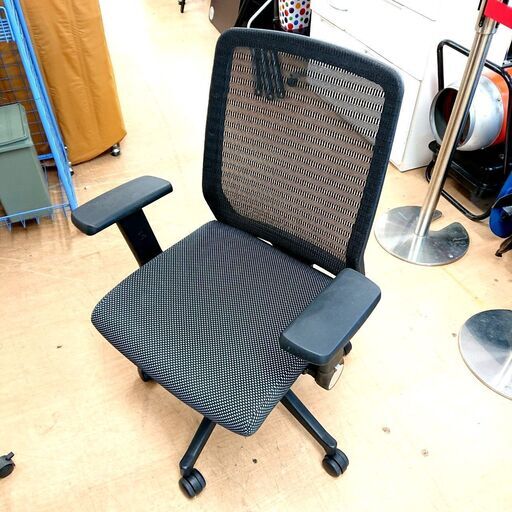 【送料0円】 1/26コイズミファニテック 椅子  JG48148BK オフィスチェア チェア