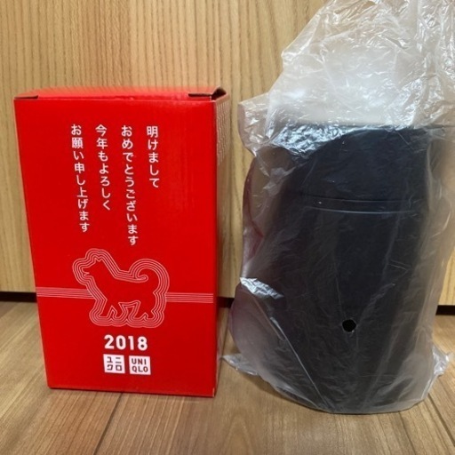 【未使用】UNIQLO 2018年ノベルティ　ステンレスボトル　ブラック