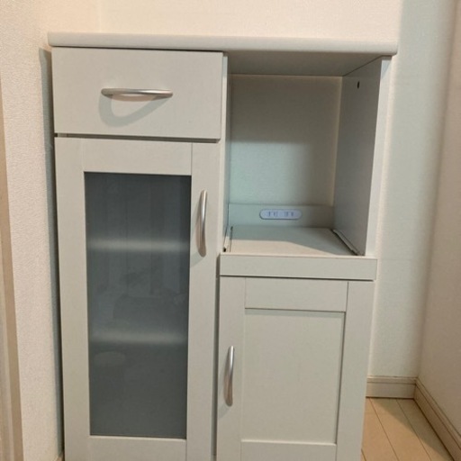 キッチンカウンター 幅60 カウンターテーブル 食器棚 引き戸 レンジ台 キッチンワゴン 収納 ガラス扉 引出し コンセント 北欧 シンプル おしゃれ ホワイト 白