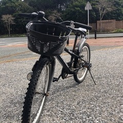 ロードバイク(22インチ)小学生用　黒色