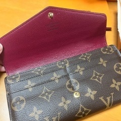 ルイヴィトン　モノグラム　ポルトフォイユ　サラ