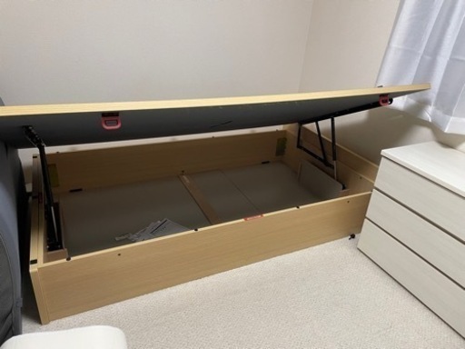 跳ね上げ式セミダブルベッドフレーム