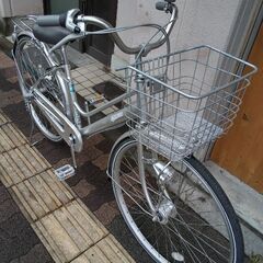 Avec Vent[アヴェックヴェント]27吋 ファミリーサイクル 内装3段/LEDオート/シルバー