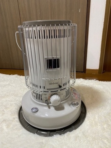 トヨトミ石油ストーブ　使用期間1か月　2023年式　17畳用
