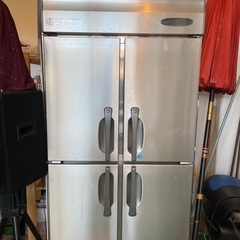 無料　業務用冷凍冷蔵庫 です！