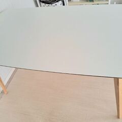 IKEA　ノールドミーラ　ダイニングテーブル
