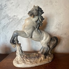 陶器　大きな馬の置物　