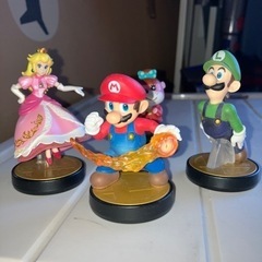 Amiibo あげます: 大乱闘ver マリオ、ルイージ、ピーチ...