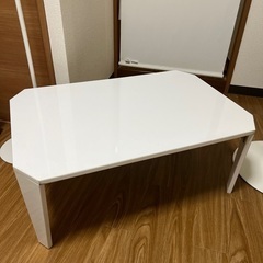 ニトリ ホワイト テーブル