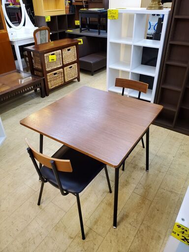 ダイニング3点セット 2人用 ニトリ DT WALVE S80 (ウォルブ) ダークブラウン 木目模様■横幅80cm×奥行80㎝×高さ70㎝■近隣配送無料 買取帝国 朝霞店