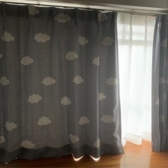 ニトリ 小さめの窓用カーテン