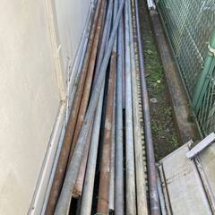 大量 単管 パイプ クランプ 最長 6mまとめて 不要なのは残して大丈夫です 工事 足場材