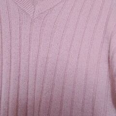 ピンクのVセーター(値下げ不可)