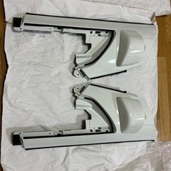 いすゞ　いすず　トラックパーツ　未使用品