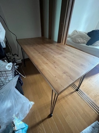 【引取先様が決まりました】LOWYAダイニングテーブル、ダイニングチェア4脚セット