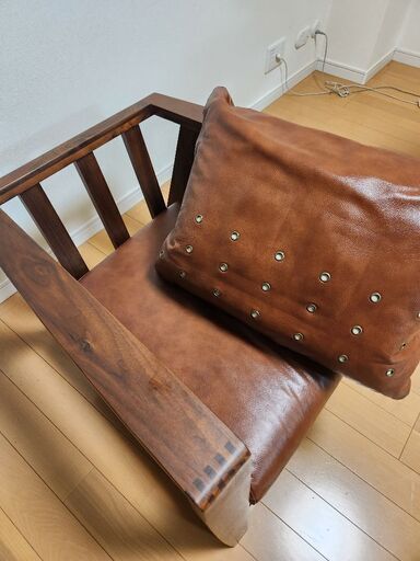 シギヤマ家具工業　ローズマリー アームソファ R-017／R-018
