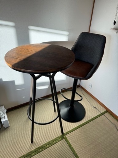 ハイテーブル、椅子セット