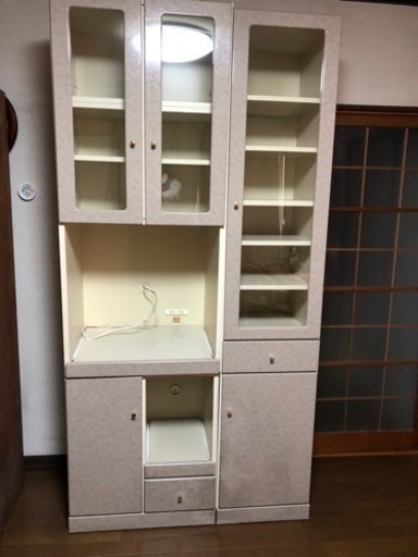 【おすすめ】美品　食器棚・レンジ棚キャビネット・炊飯器棚　美品 キッチンが一つでコンパクトにまとまります！！