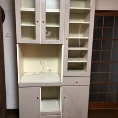 【おすすめ】美品　食器棚・レンジ棚キャビネット・炊飯器棚　…