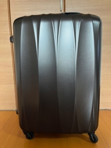 キャリーケース　新品　未使用　【87L程度】