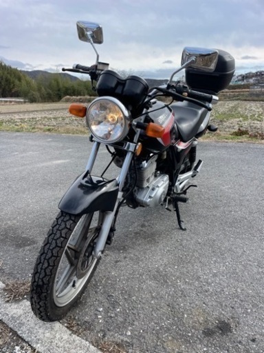 スズキ EN125-2A キャブ車