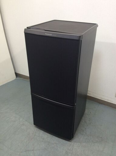 （4/10受渡済）JT8157【Panasonic/パナソニック 2ドア冷蔵庫】美品 2019年製 NR-B14BW-T 家電 キッチン 冷蔵冷凍庫 右開き 138L