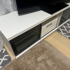 テレビ台　幅150 ✖️ 高さ 51 ✖️ 奥行き 45 cm