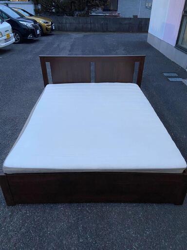 イケア IKEA クイーンベッド VESTMARKA マットレス付き