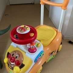 アンパンマン　よくばりビジーカー