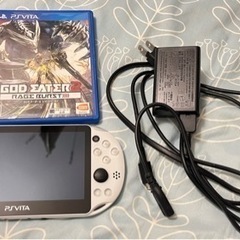 美品　PSvita PCH-2000 ゴットイーター付き