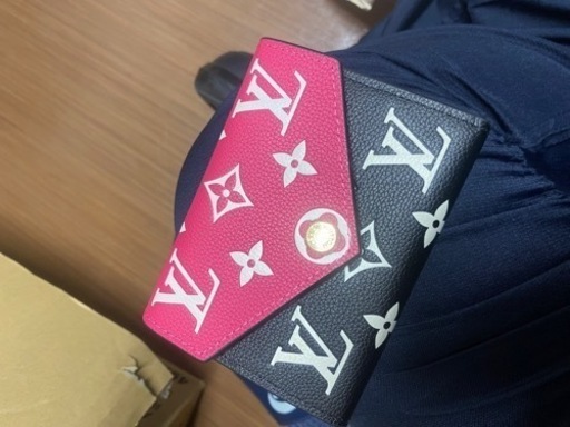 新品未使用ヴィトン財布