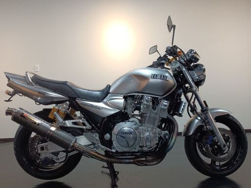 ヤマハ　XJR1300